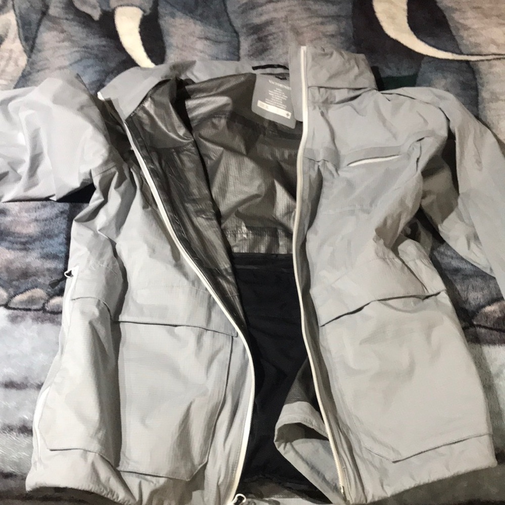 Victorinox nylon jacket